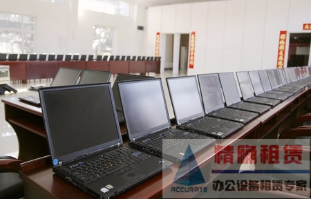 某服裝企業(yè)產(chǎn)品招商會